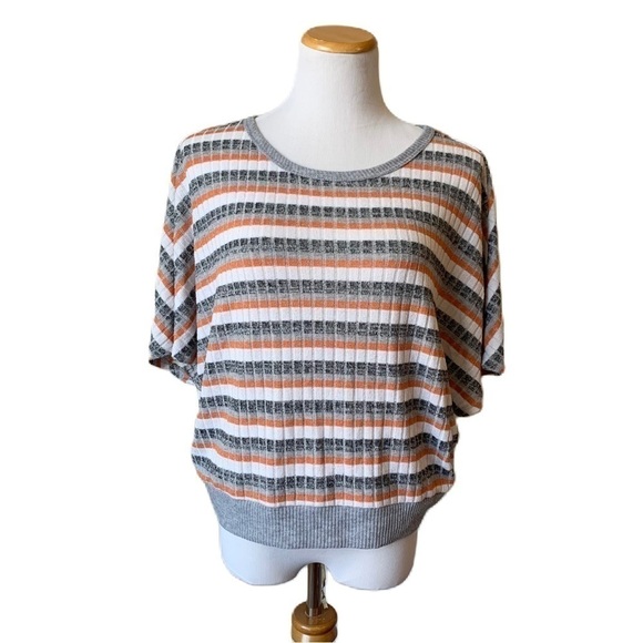 SALE! HUMMINGBIRD Open Back Dolman Short Sleeve Sweater Size Large - Picture 1 of 5